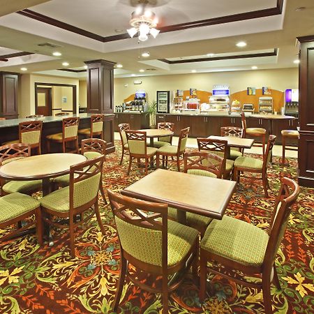 Holiday Inn Express Hotel & Suites Henderson - Traffic Star By Ihg Екстериор снимка