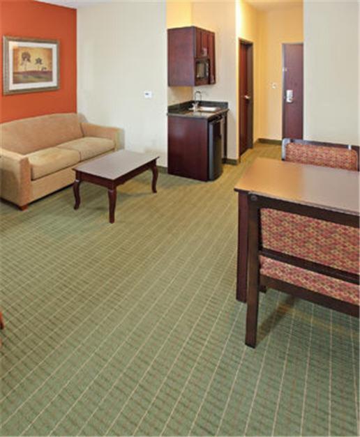 Holiday Inn Express Hotel & Suites Henderson - Traffic Star By Ihg Екстериор снимка