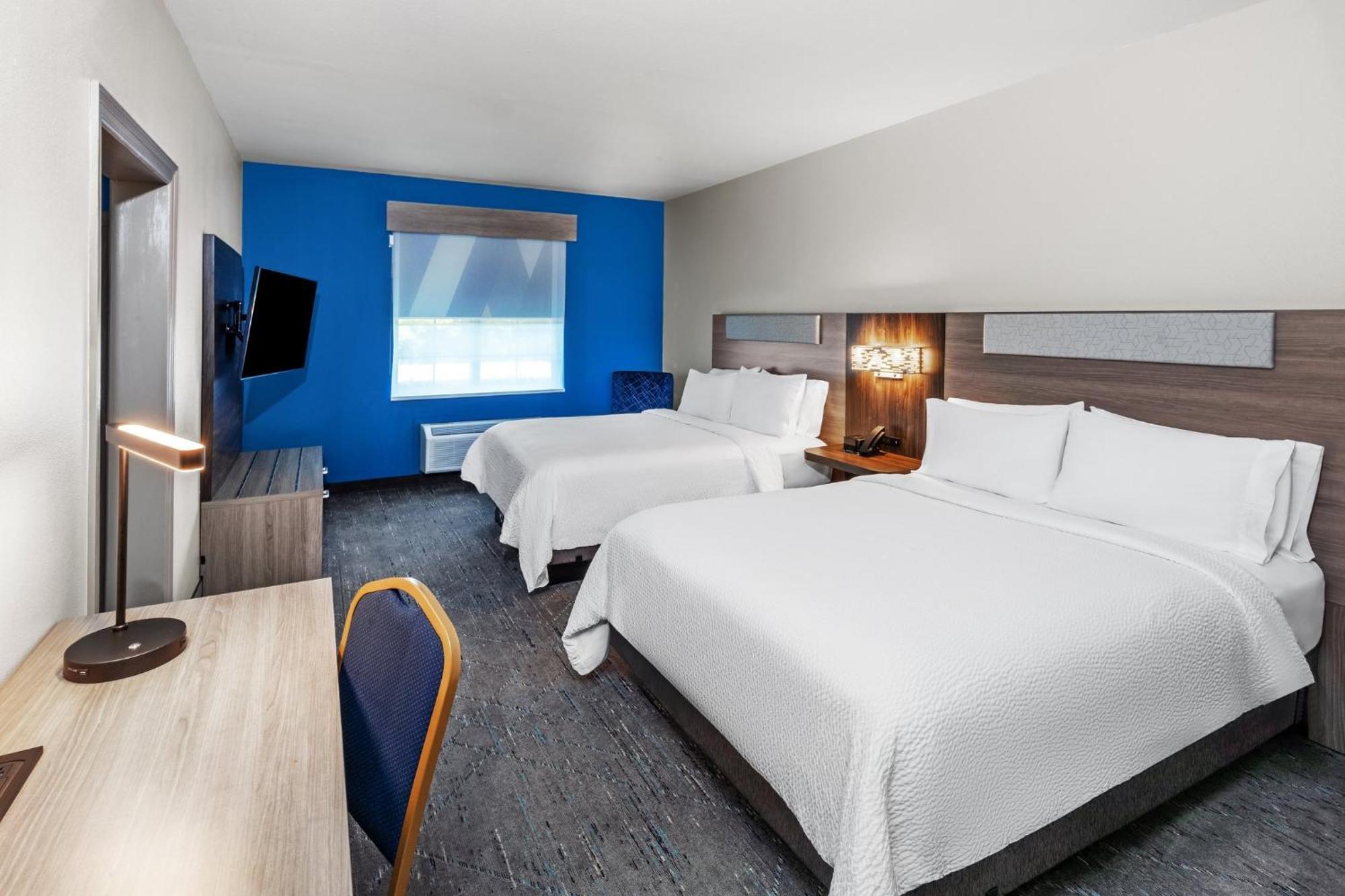 Holiday Inn Express Hotel & Suites Henderson - Traffic Star By Ihg Екстериор снимка